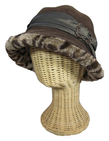 Eva – Chocolate Cashmere & Faux Fur